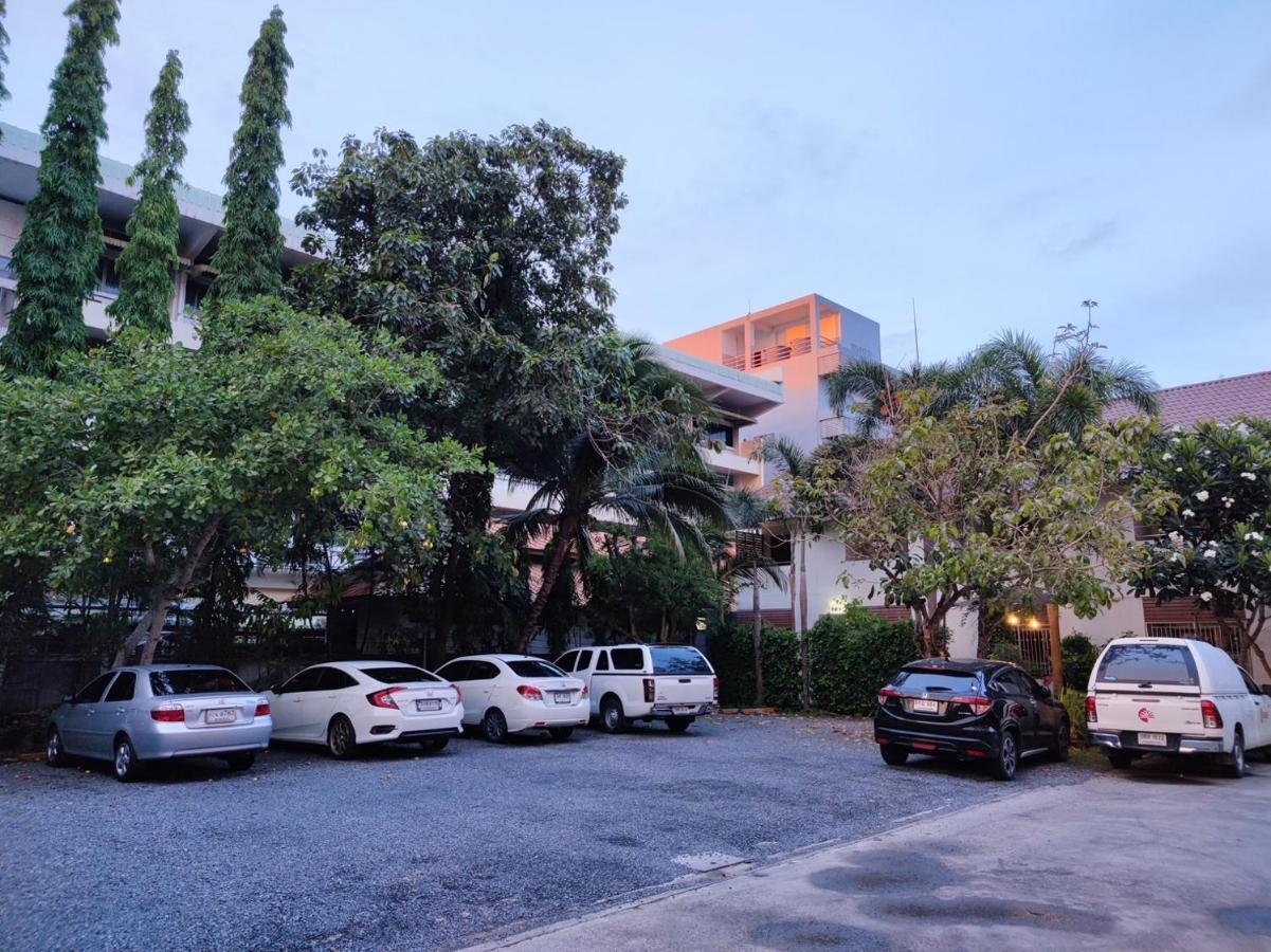 Hôtel Papangkorn House à Surat Thani Extérieur photo